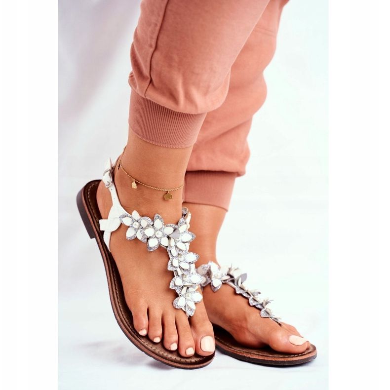 EVE Kvinnors sandaler Eleganta flip-flops med blommor White Sunny vit 1