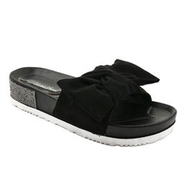 Svarta casual tofflor med en LW-10 rosett 1