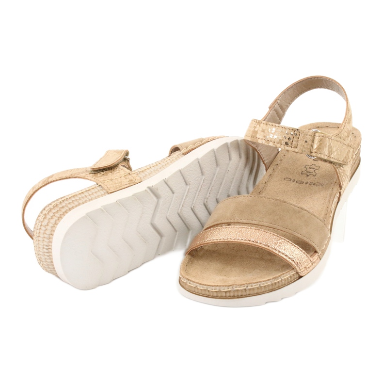 Sandaler med läderinsats Inblu Platino OF019 beige gyllene 3