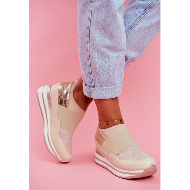 Kvinnors Sport Slip On Wedge Shoes Beige Cold Play 2