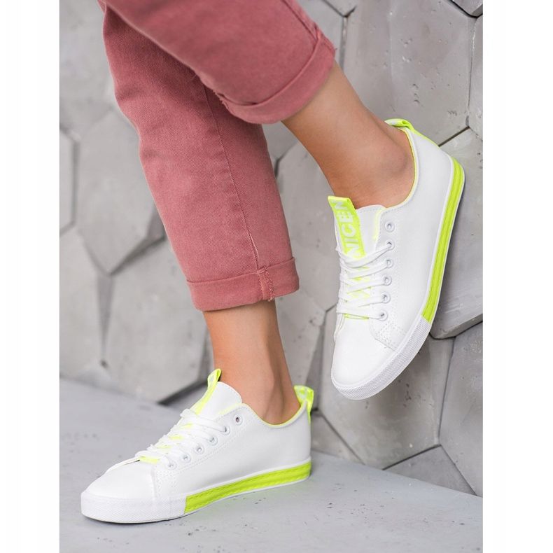 SHELOVET Sneakers med Eco Leather Nice vit 2