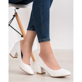 SHELOVET Vita pumpar med ekoläder 2