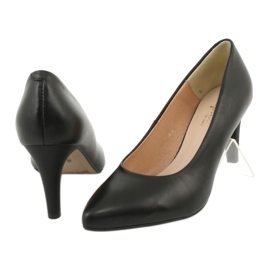 Svarta pumpar på Espinto C549 / 2 Pin 3