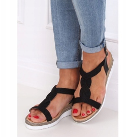 Svarta sandaler på en svart kil L6629 Svart 2