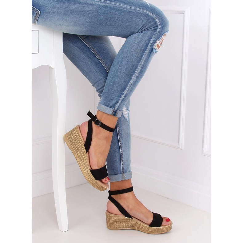 Svarta kilsandaler 019-18 Svart 2