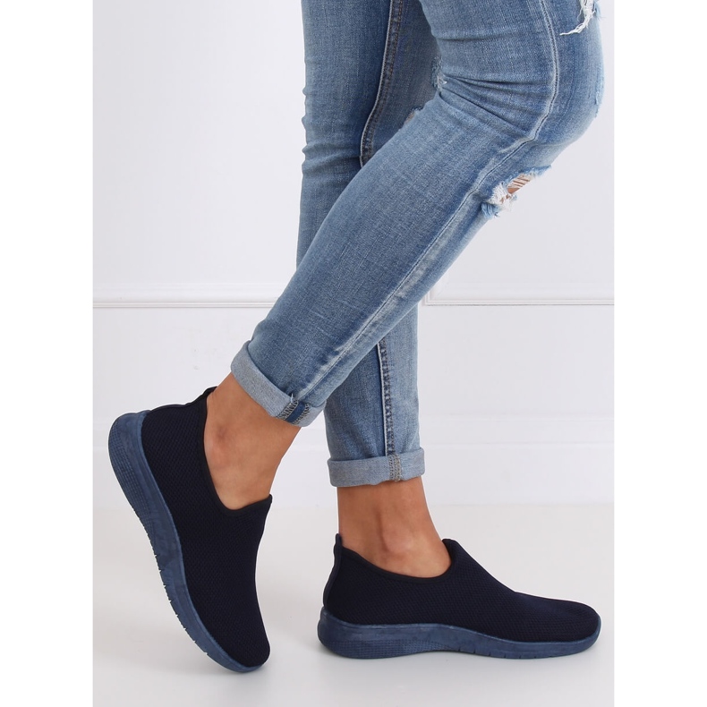 Marinblå sportskor 7079 DK.BLUE 2