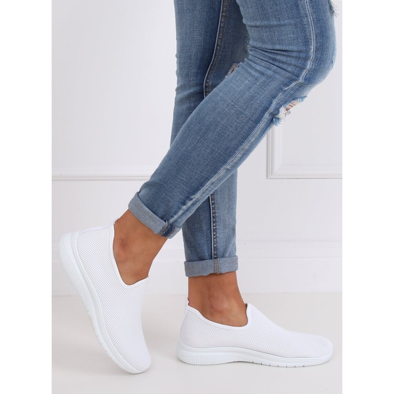 Vita sportskor 7079 Vit 1