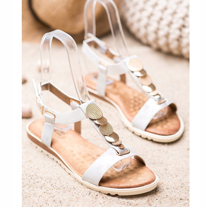 Evento Vita sandaler med prydnader 1