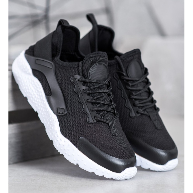 SHELOVET Svarta textilskor 2