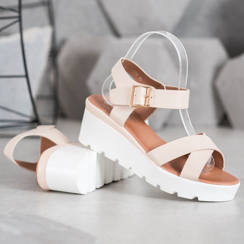 Weide Trendiga sandaler brun 1