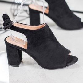 SHELOVET Sandaler med hög klack svart 1