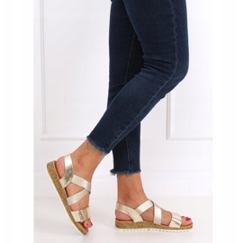 AM042 Guld sandaler för kvinnor gyllene 1