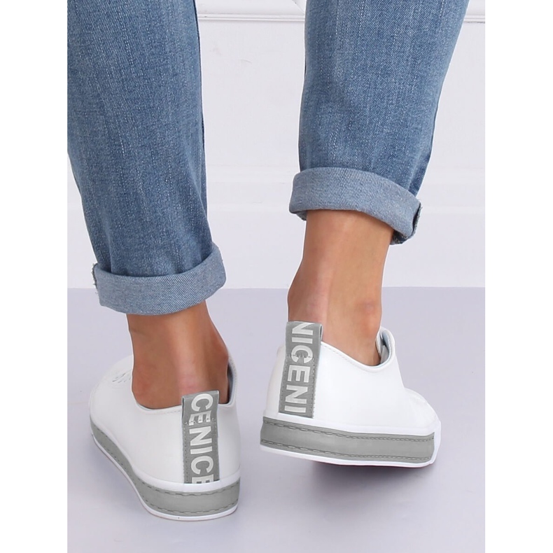 Vita damskor CC-17 Silver grå 1