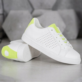 SHELOVET Vita skor med mockaskär 1