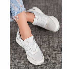 Slip-on sneakers med VINCEZA-kristaller vit 2