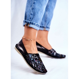 Ballerinor för kvinnor Maciejka Läder Svart 01930-70 / 00-0 mångfärgad 1