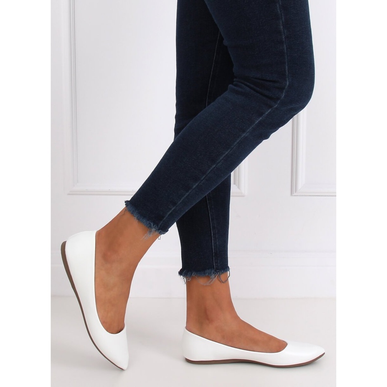 Ballerinas mandelvita tår CD52P Vit 1