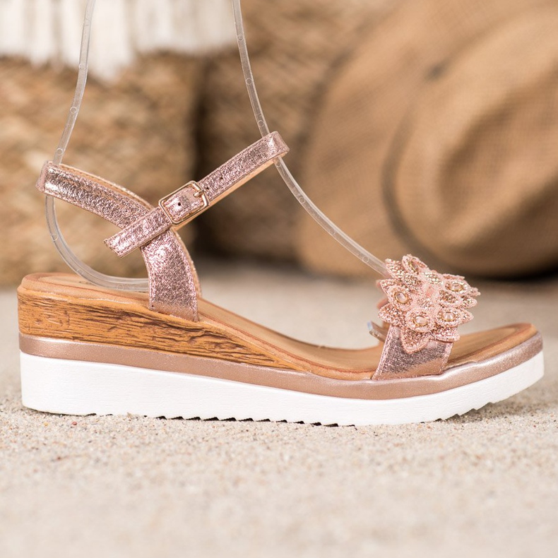 Mannika Eleganta kilar med dekorationer rosa 2