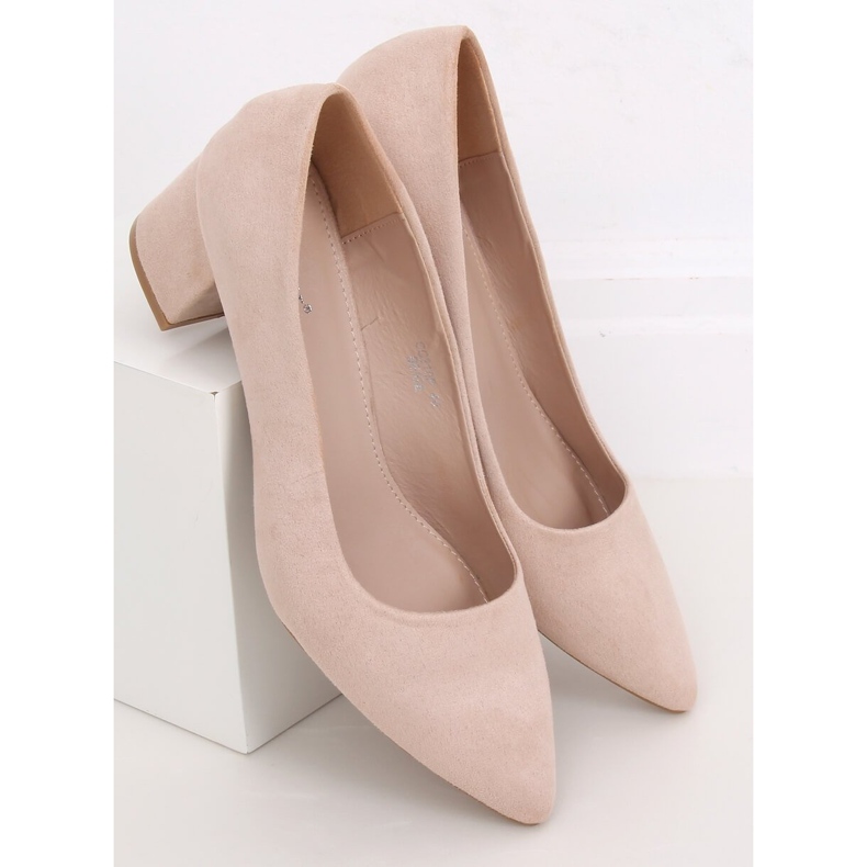 Lågklackade pumps beige CC210P Beige 1