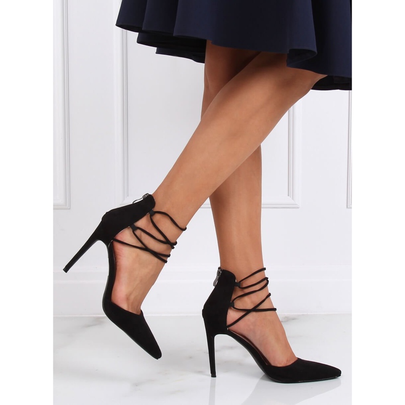 Pumpar på en svart SY66P svart stift 1