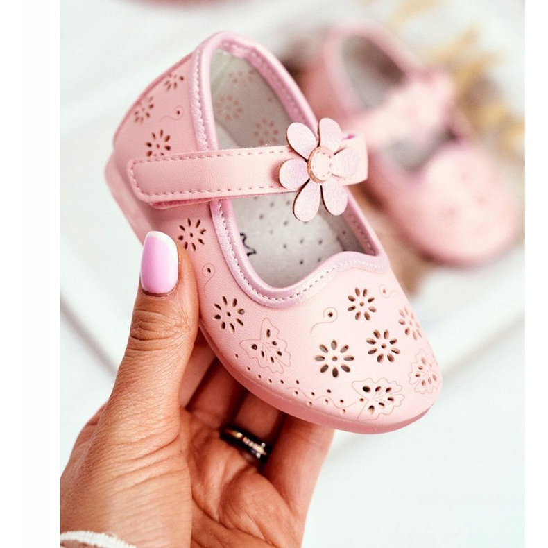 Apawwa Barnens ballerinor på kardborreblomma Rosa florerade 1