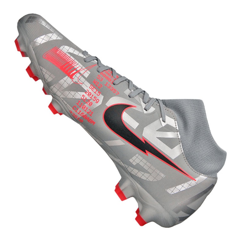 Nike Superfly 7 Academy Mg M AT7946-906 fotbollsskor mångfärgad silver- 1