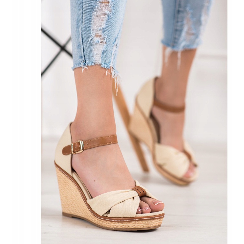 SHELOVET Sandaler med hög klack brun 1