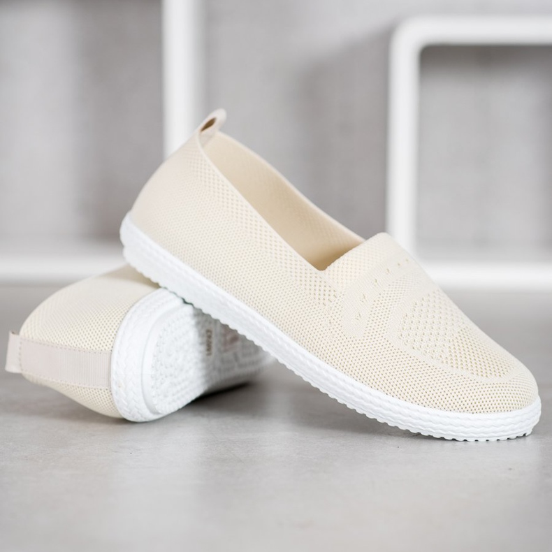 Via Giulia  Beige Slipons 1