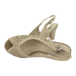 Caprice genombrutna lädersandaler 29606 beige 3