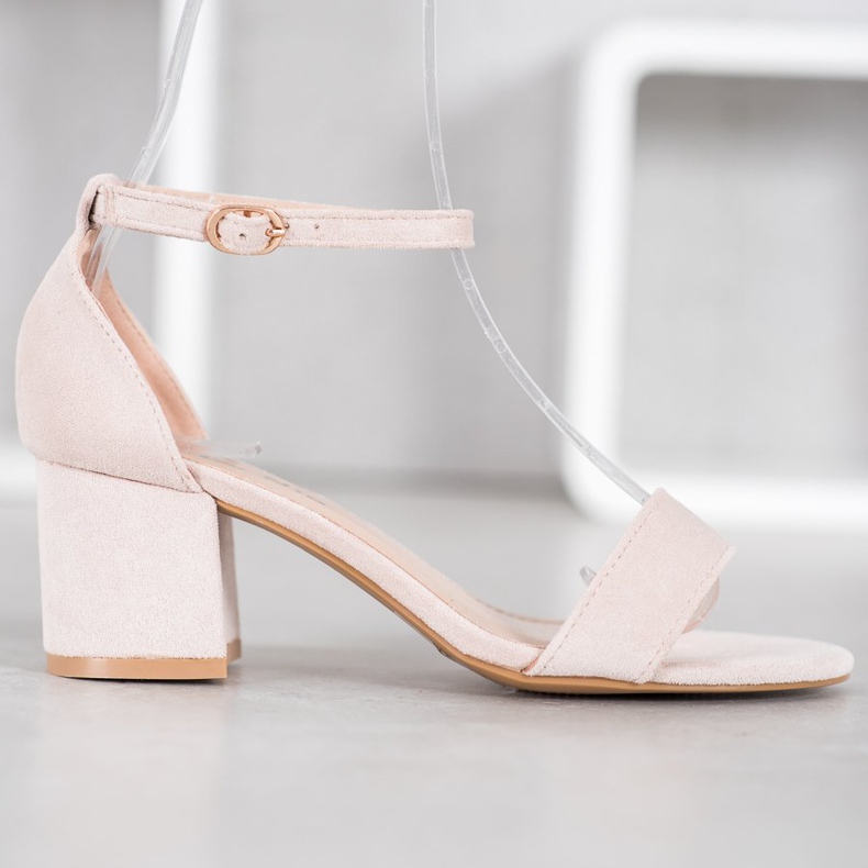 Nio Nio Bekväma sandaler på en bar brun 2