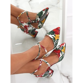 Blommiga pumps NC950 Vit mångfärgad 2