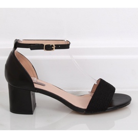 Svarta högklackade sandaler 8160 Svart 1
