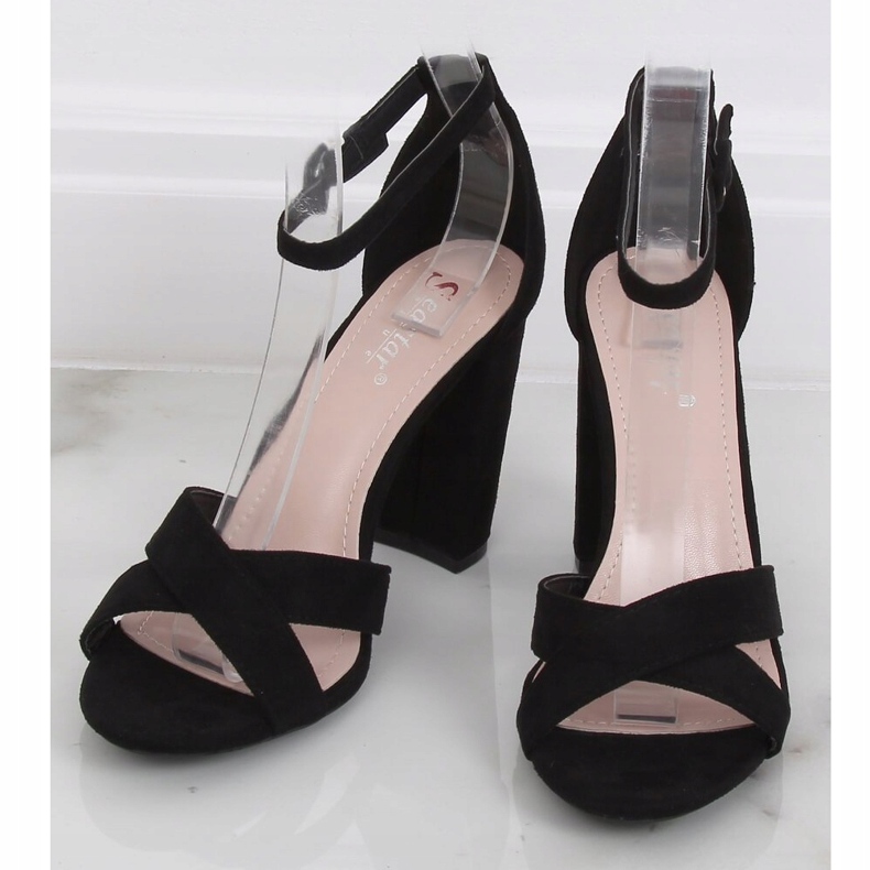 Svarta sandaler på stolpen TU133P Svart 1