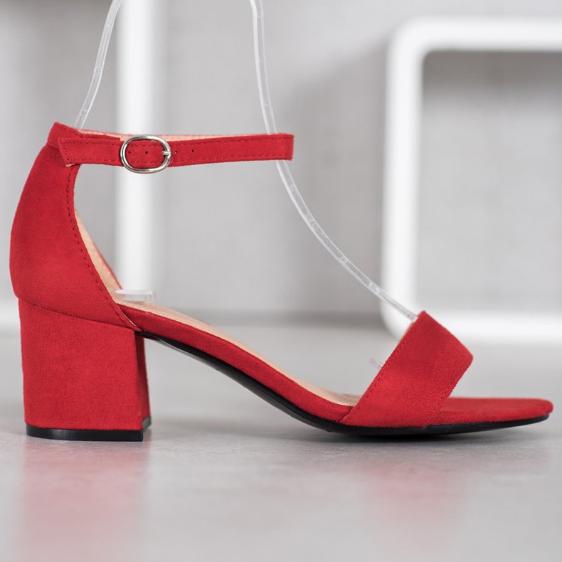 Diamantique Casual sandaler på en bar röd 2