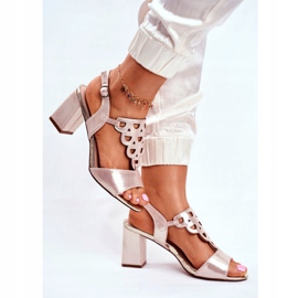 Vinceza Sandaler för kvinnor Mocka Golden Vision gyllene 2