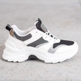 SHELOVET Snygga sneakers vit svart 1