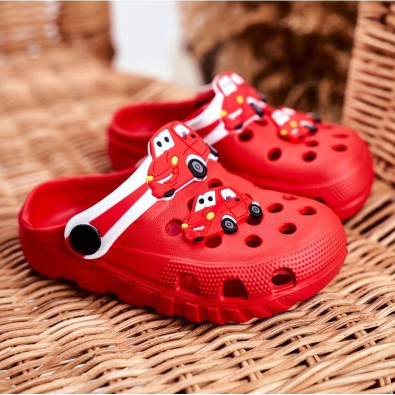 PB2 Barntofflor Foam Crocs Red Cars Bruno röd 1