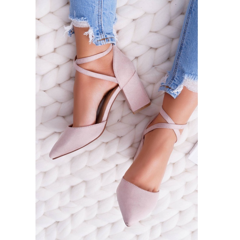 SEA Kvinnors pumpar på en klack i Spitz Beige Cosmo 1