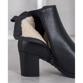 J. Star Chelsea stövlar på en bar svart 2