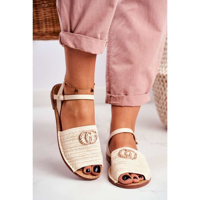 Beige platta sandaler för kvinnor Lu Boo Flätad Felicia 2