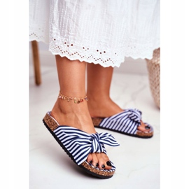 BUGO Dam tofflor med Pin-up rosetter Marinblå Verrone vit 1