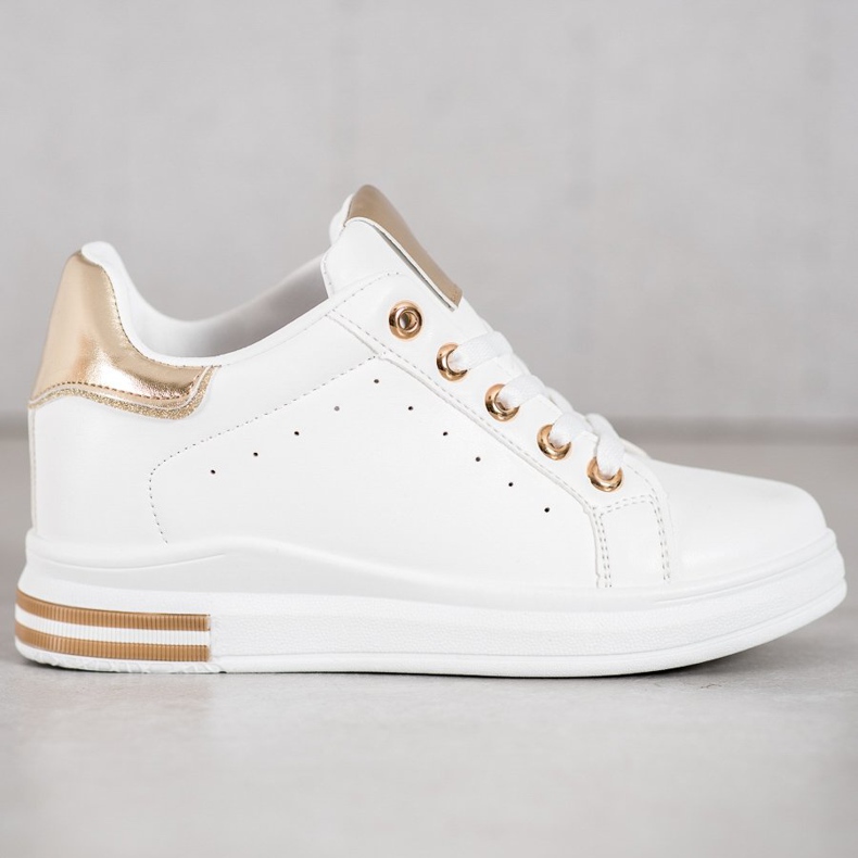 SHELOVET Snygga vita sneakers 1