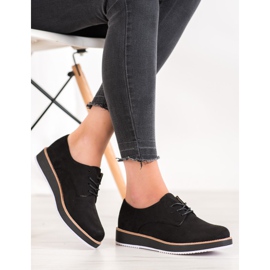 Seastar Svarta brogues 1