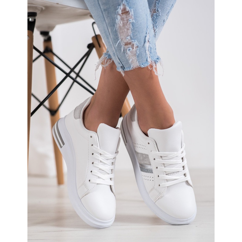 SHELOVET Sneakers med mockaskär vit 2