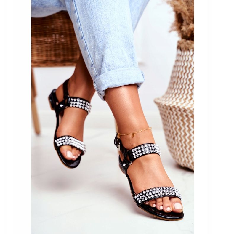 Svarta platta sandaler för kvinnor Lu Boo med Aldona dubbar 2
