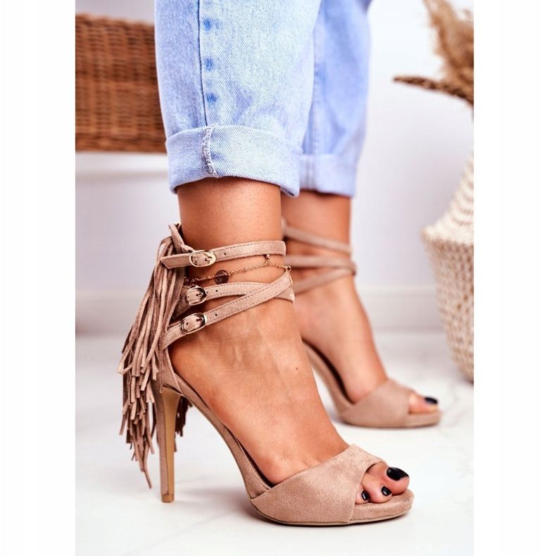 LU BOO Kvinnors sandaler på en högklackad Gladiator Beige Carnival 1