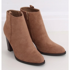 Klassiska beige höga klackar UK09P Beige brun 1