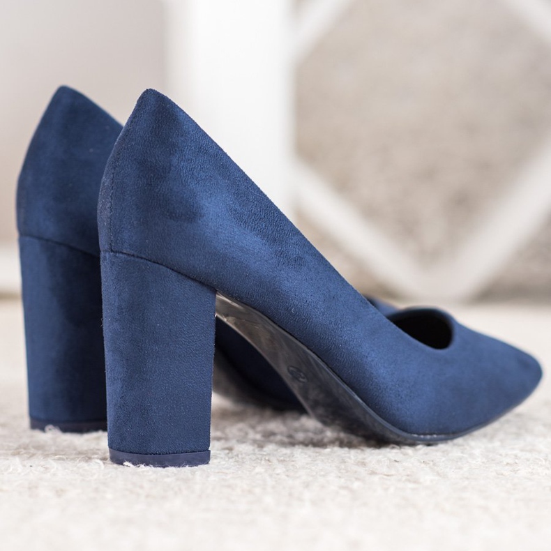 Small Swan Marinblå pumpar på en pelare 2