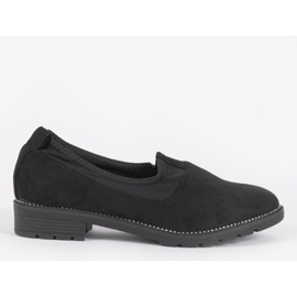Svarta slip-on skor med en elastisk 240-1 1