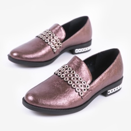 Maroon låga skor för kvinnor C18-6251 röd mångfärgad 1